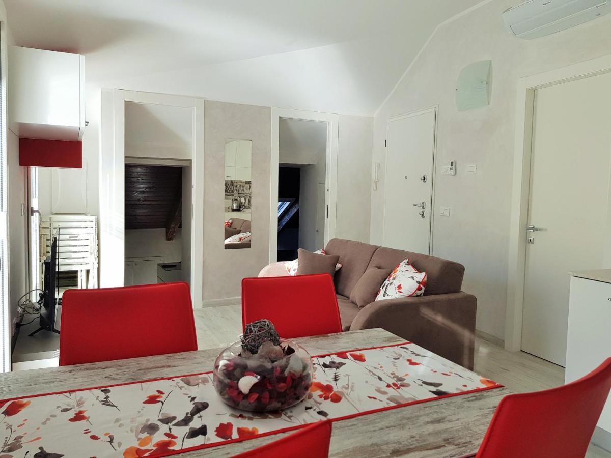 Casaviva - Casa Vacanze A Ceriale Con Terrazza Экстерьер фото